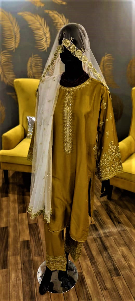 Ready to Wear- 3 Piece -Mustard Color Lawn , Embroidery Neck, Sleeves with Pockets & Organza Dupatta