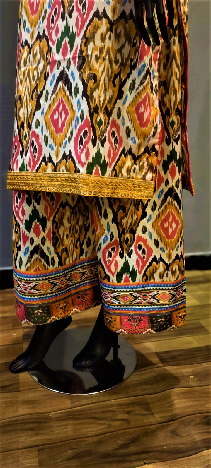 Ready to Wear- 2 Piece -Multi Colour Lawn , Embroidery Shirt with Lawn Plazo Trousers.